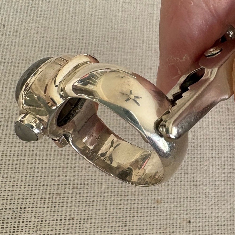 Sterling Silver and Gold Tone Labradorite Cabochon Ring - Picture 6 of 10